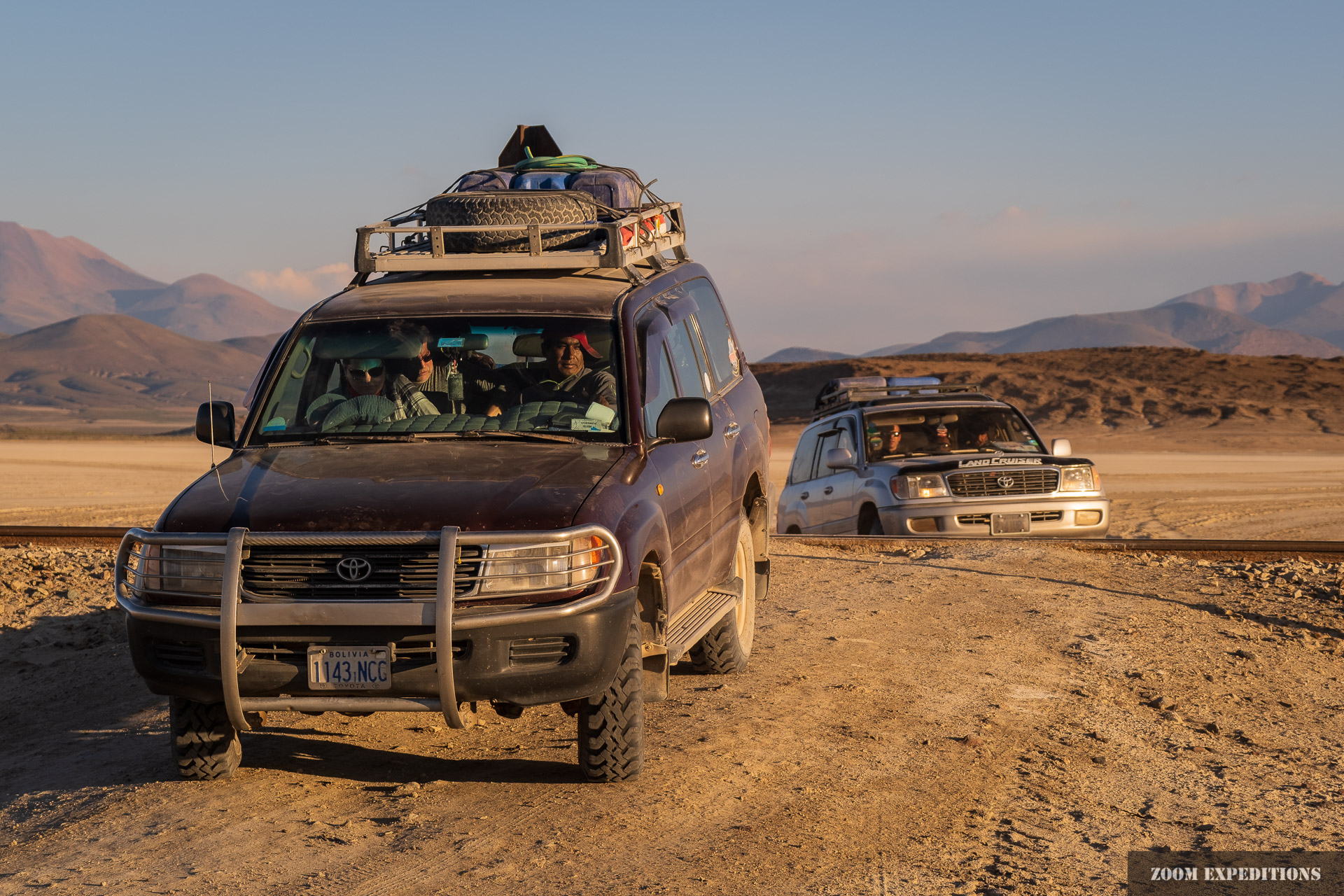 photography tour with Land Cruisers in Bolivia, sunset 