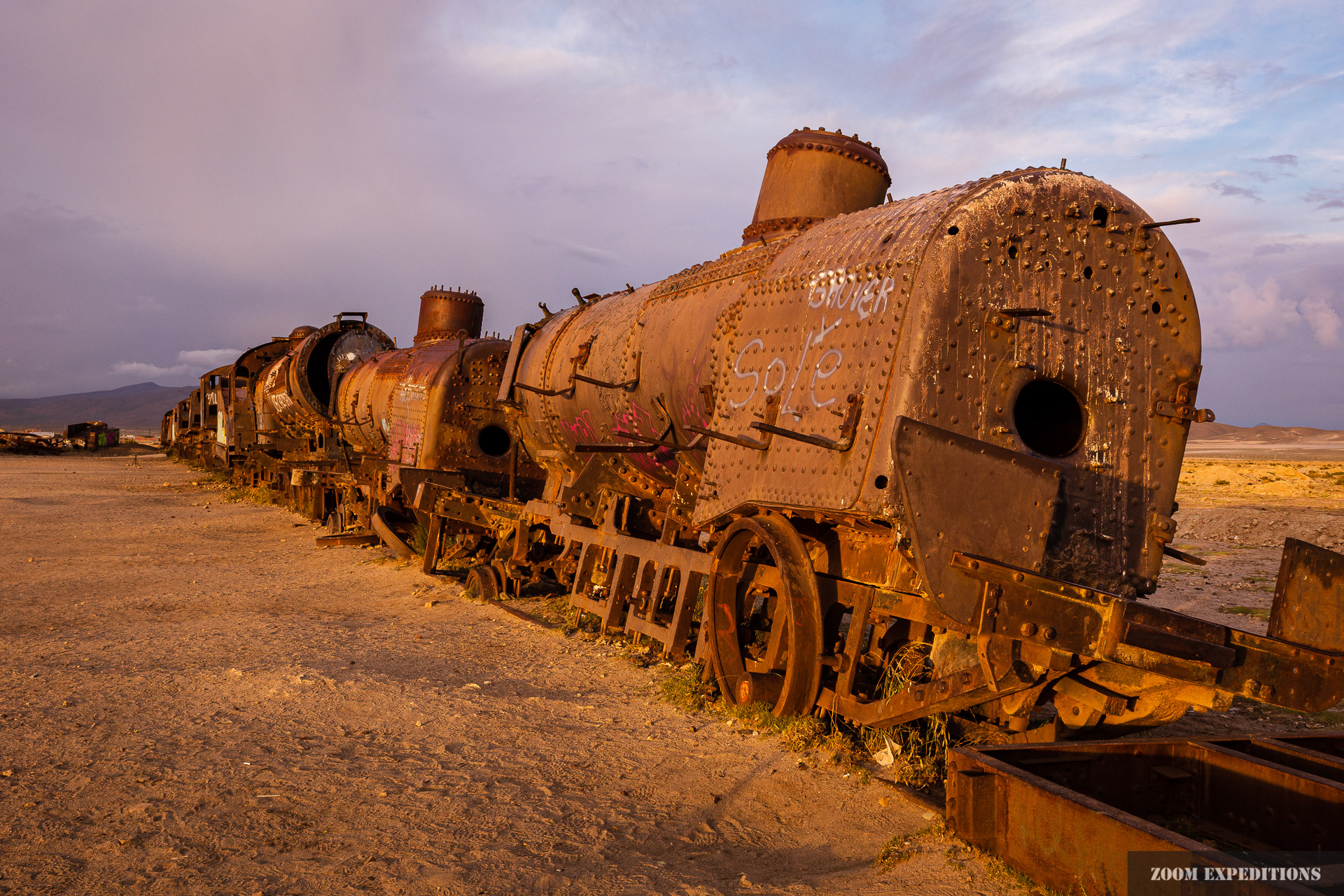 train cemetery Uyuni sunset 