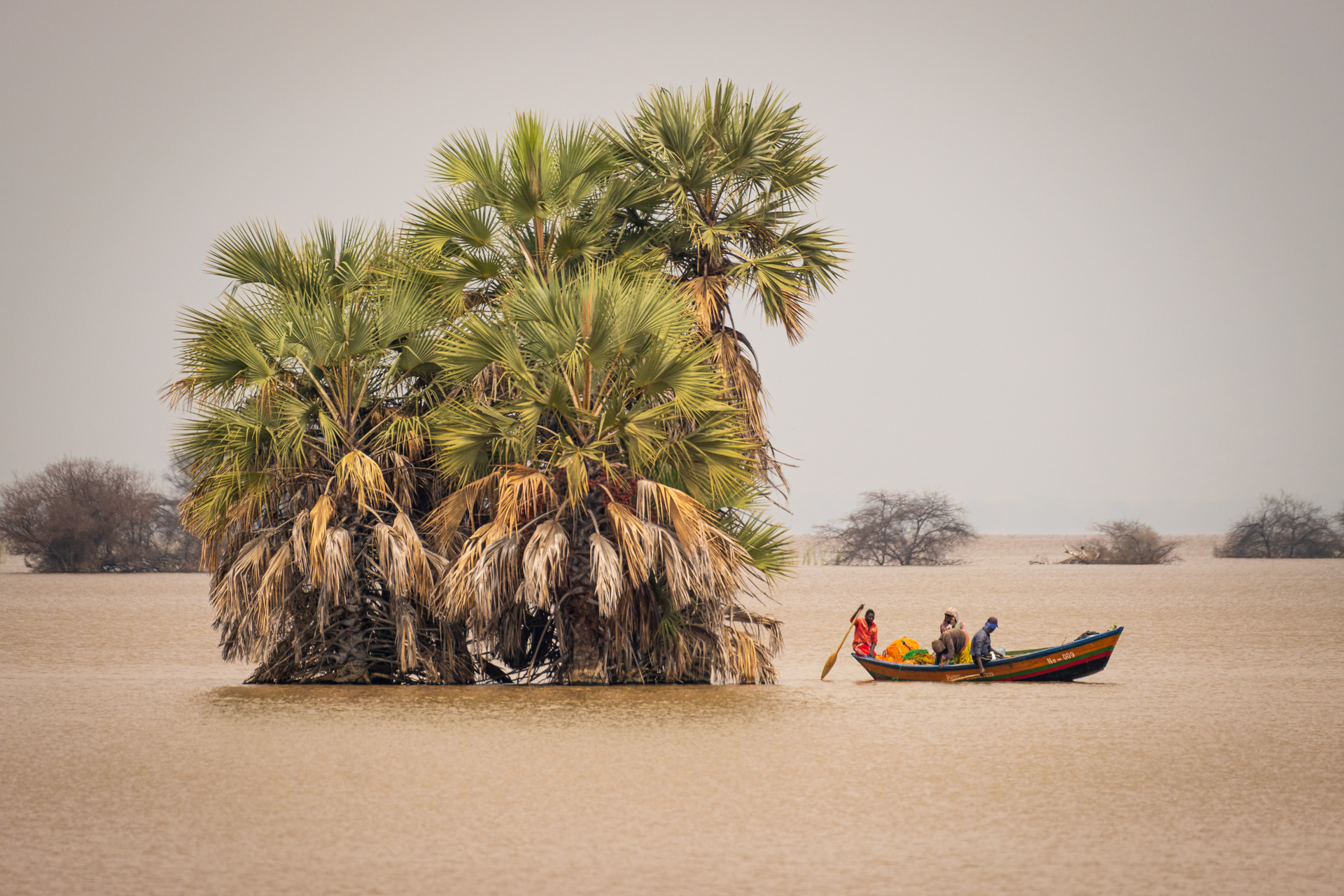 Fischerboot im Lake Manyara.