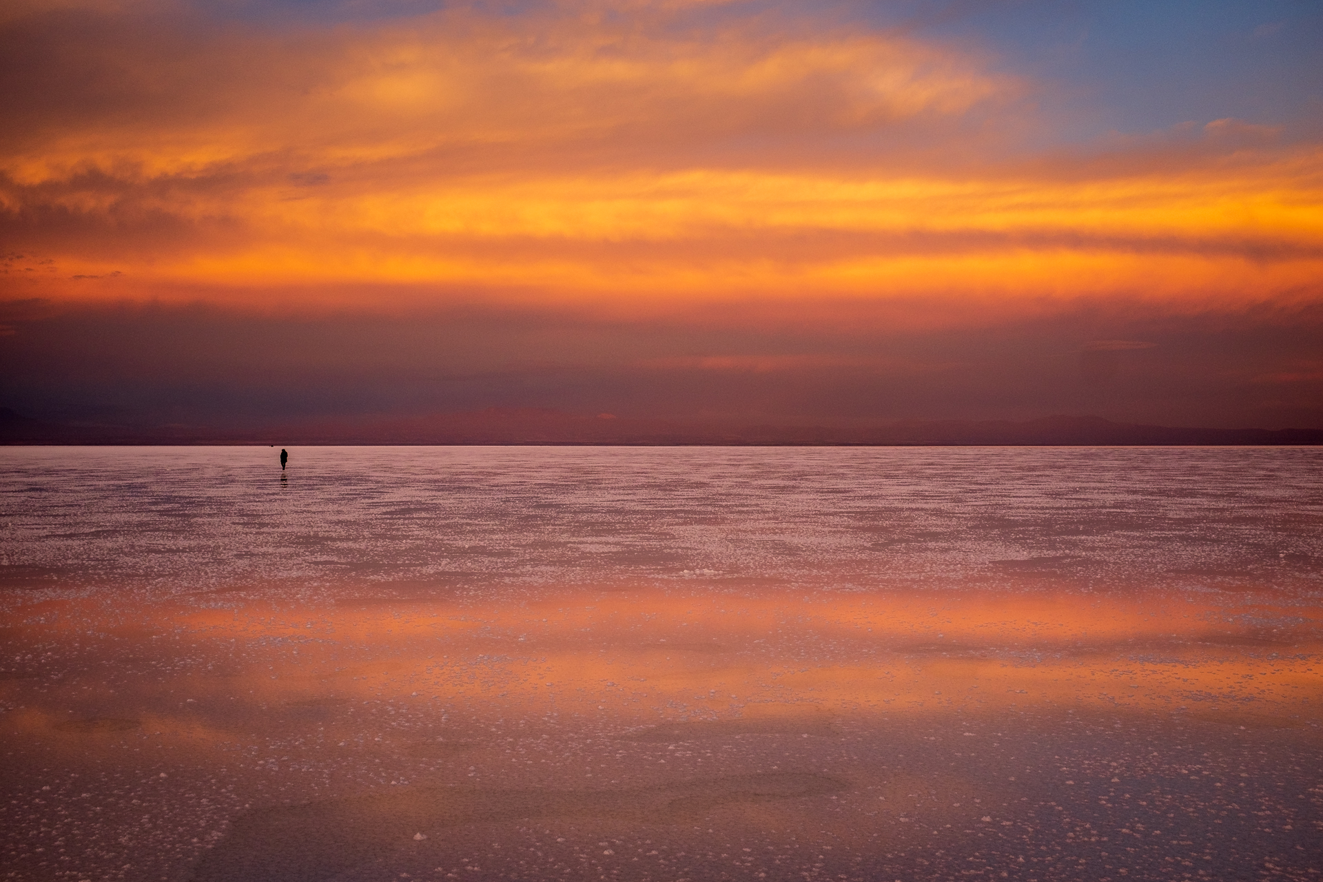 Sonnenuntergang am Salar de Uyuni.