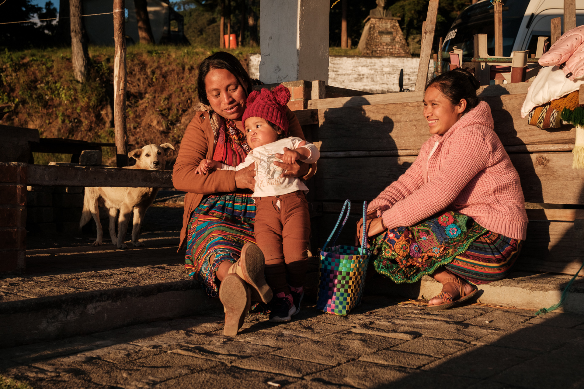 Family at Lago Atitlán in Guatemala.