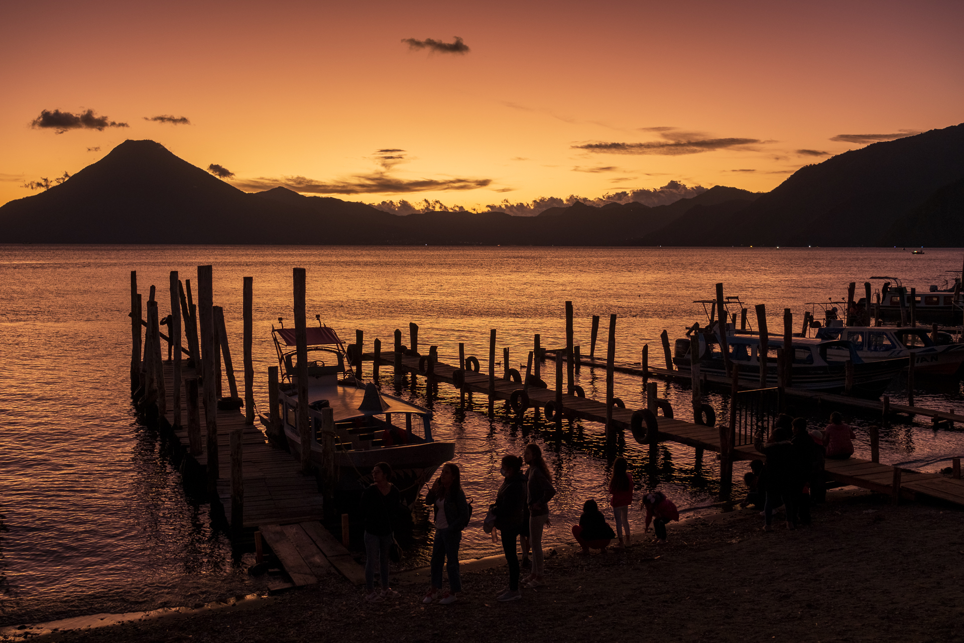 Sunset Atitlán Lake in Panajachel.