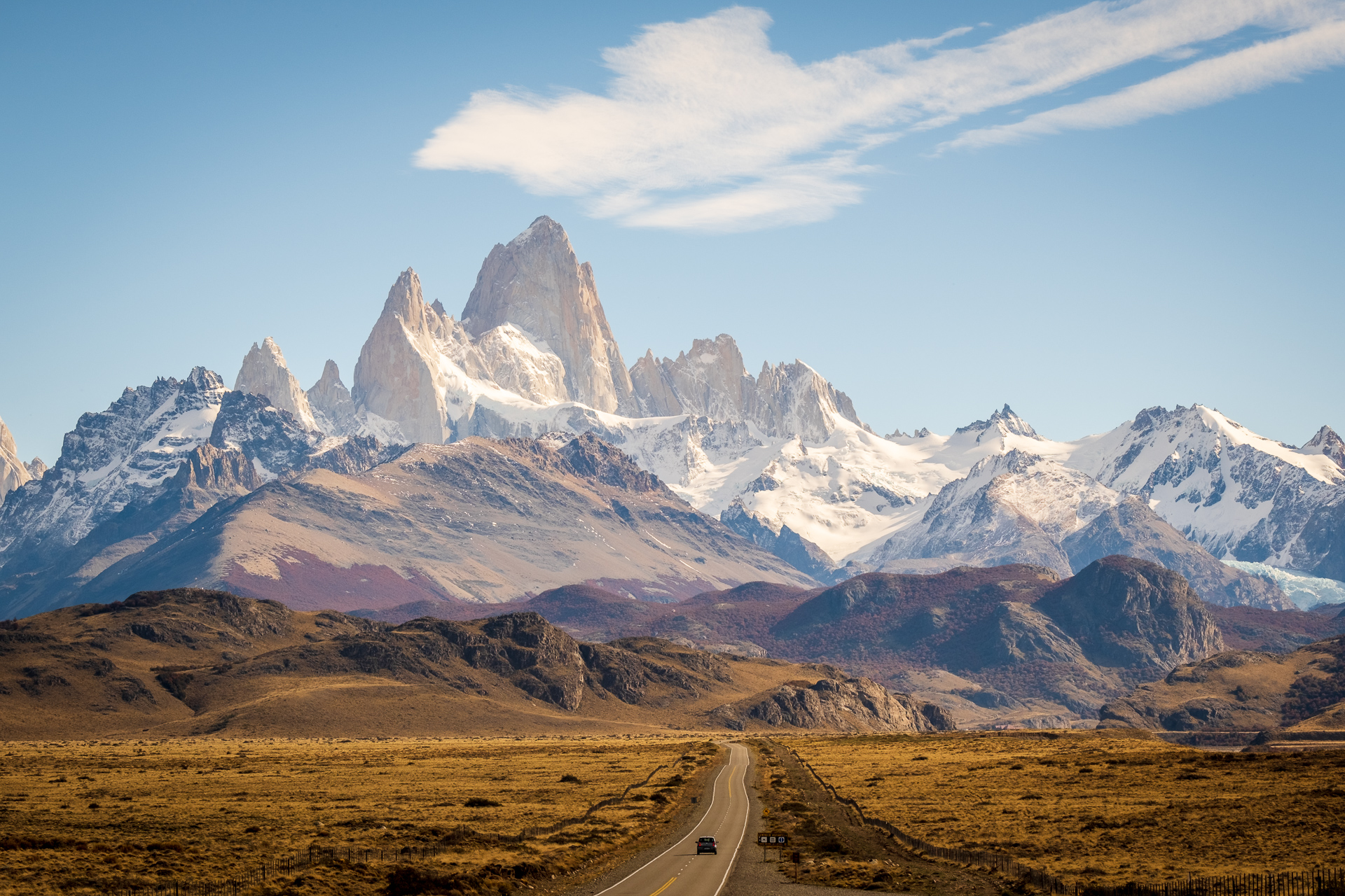 The whole Fitz Roy mountain Range is visible from afar.