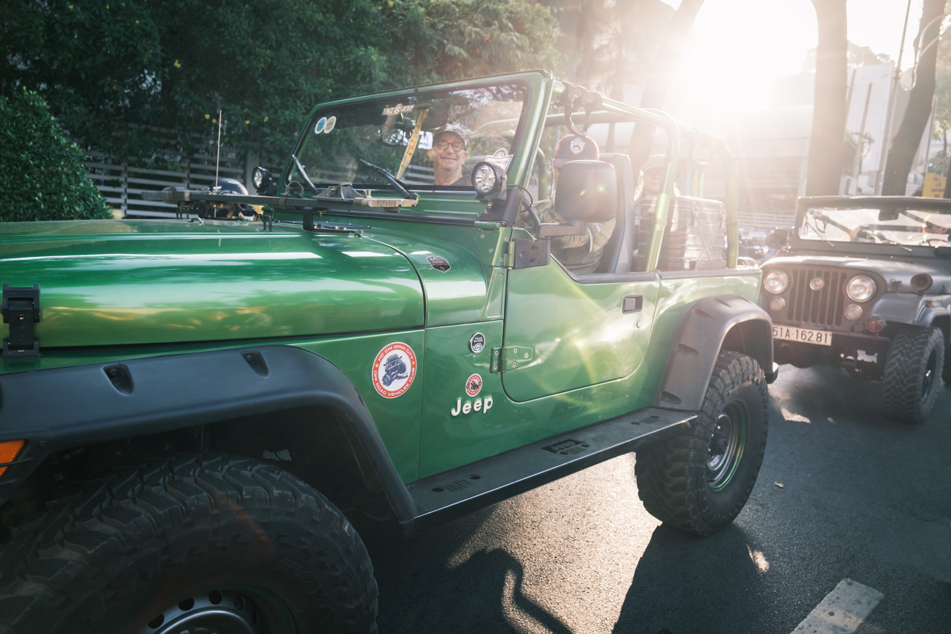 Ausflug in Jeeps in Saigon.