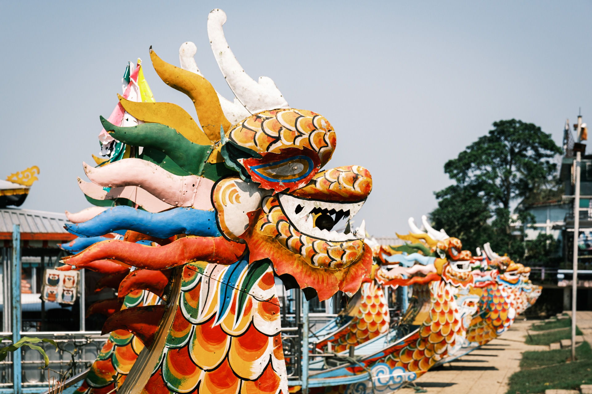 Drachenboot bei Huế.